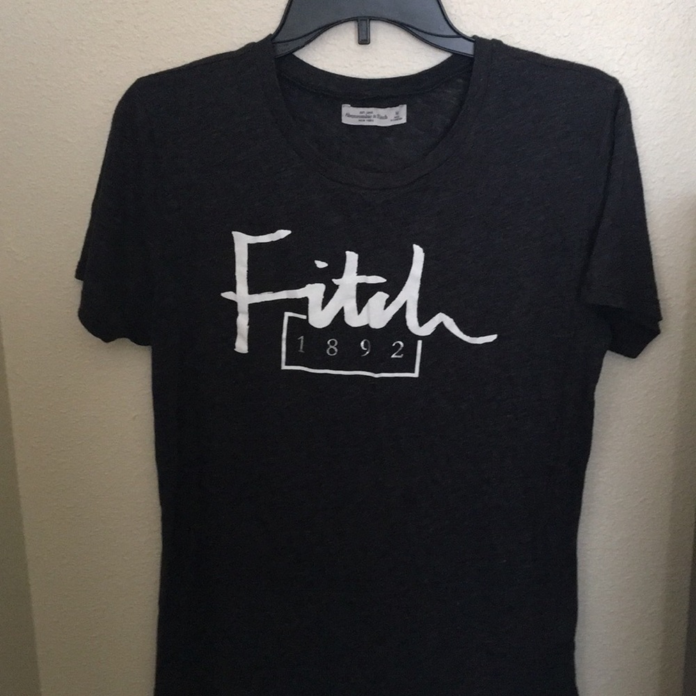 Abercrombie & Fitch Tee